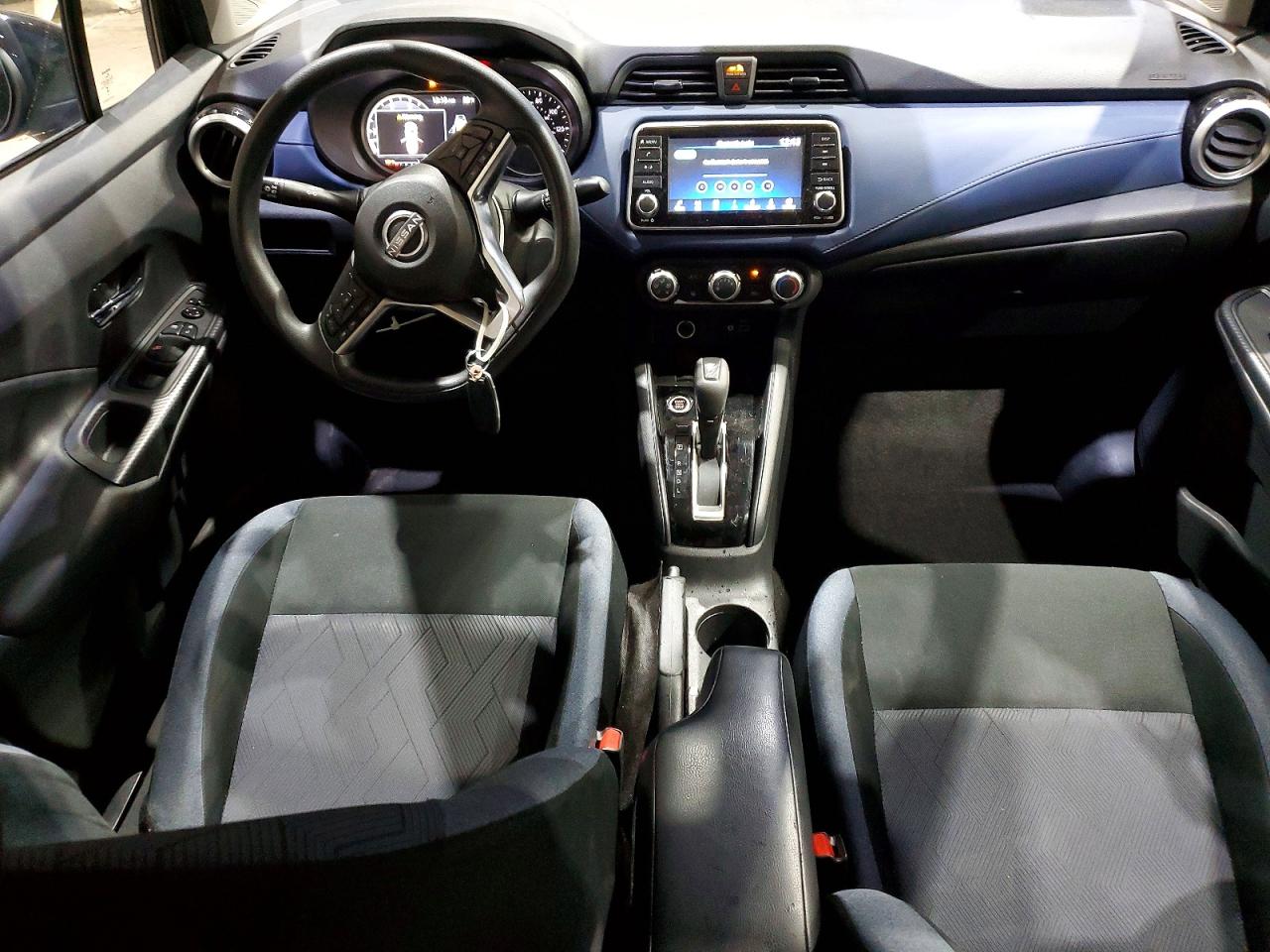 Nissan Versa Sv