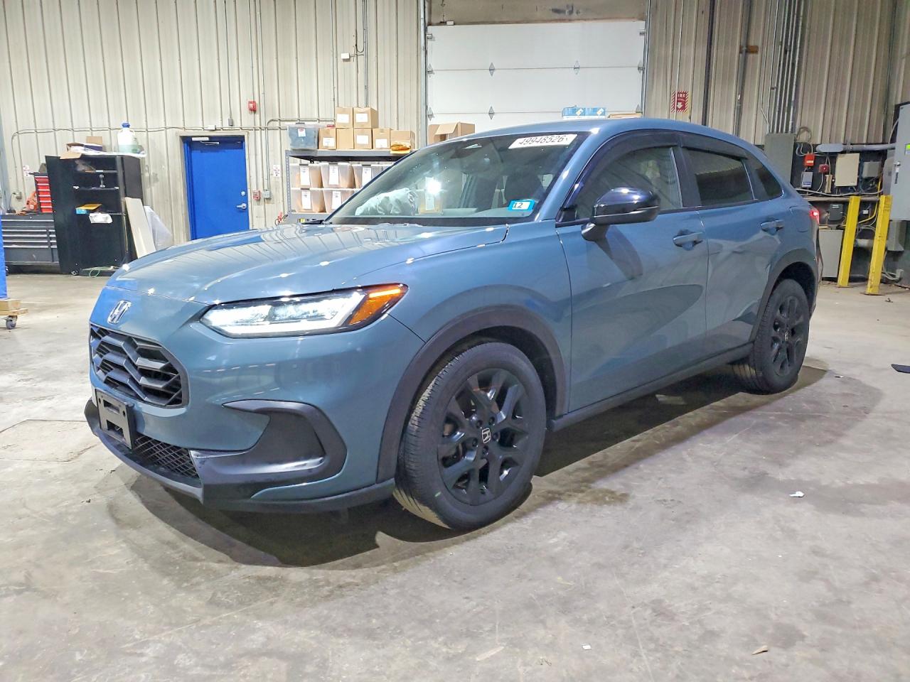 Salvage Honda HR-V Image