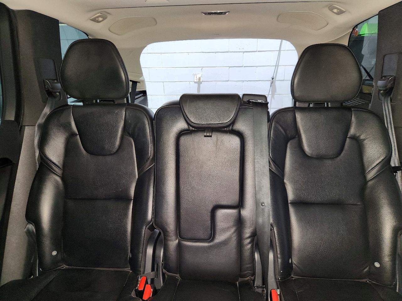 Volvo XC90 T6