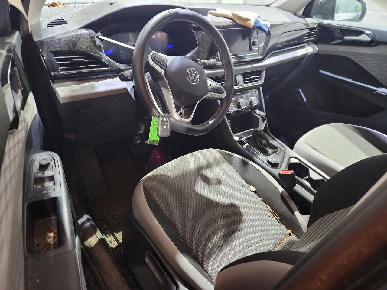 Volkswagen Taos S