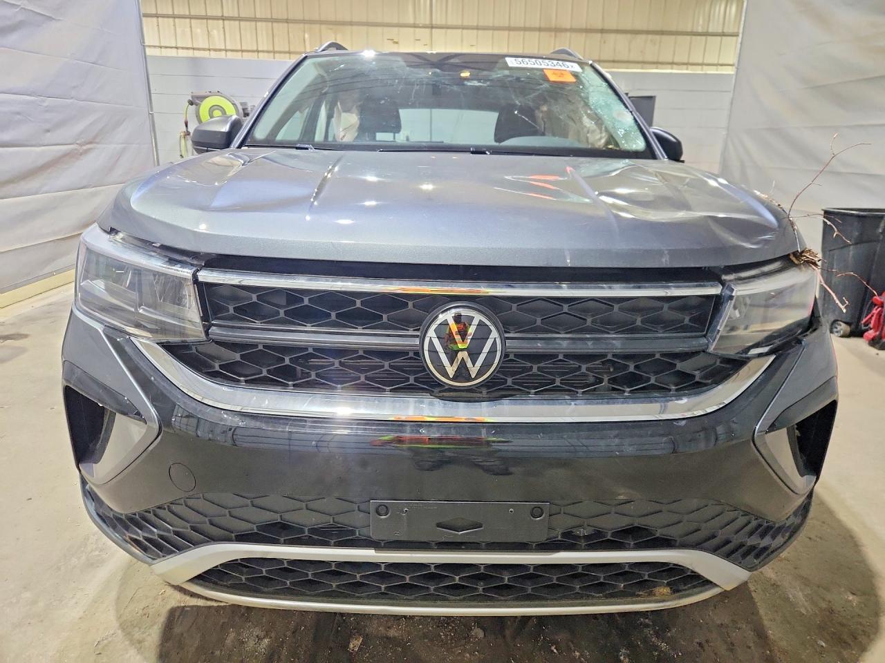Volkswagen Taos S
