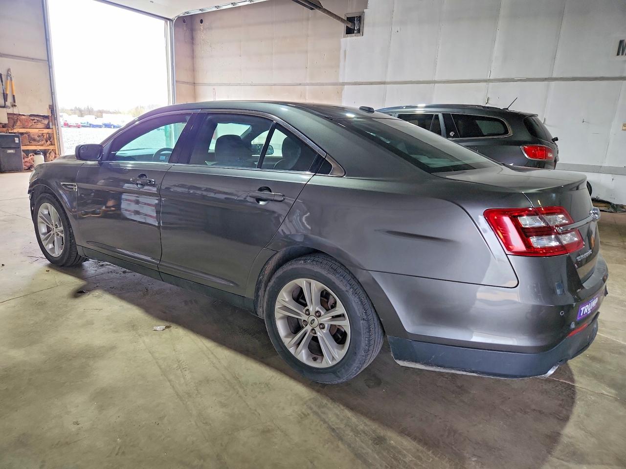Ford Taurus Sel