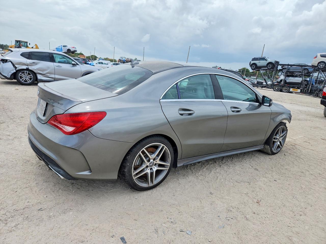 Mercedes-Benz Cla-class 45 Amg