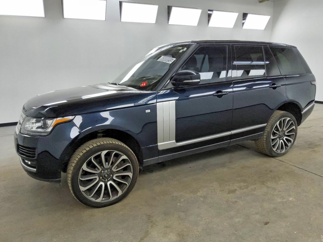 Salvage Land Rover Range Rover Image