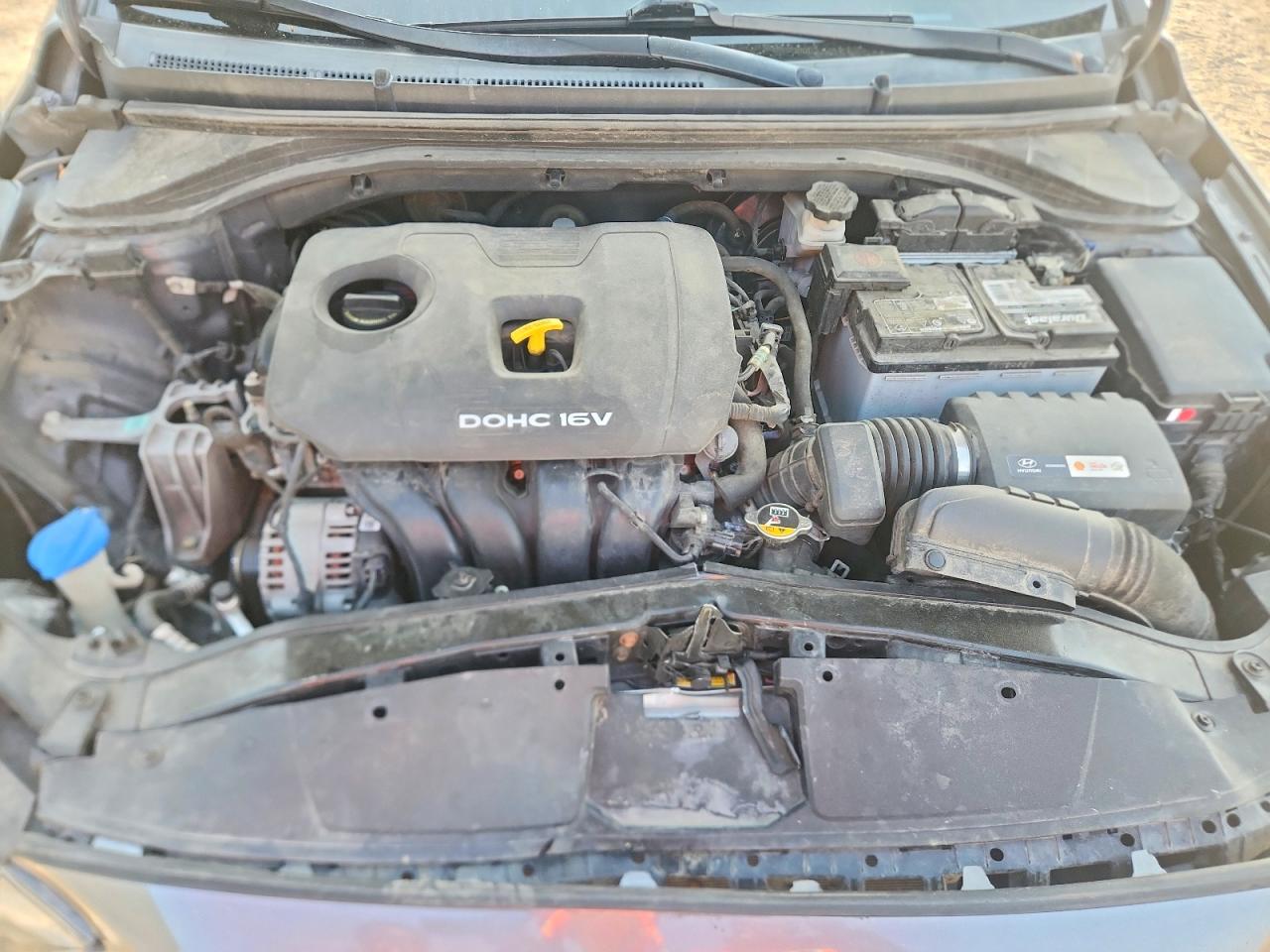 Hyundai ELANTRA Sel