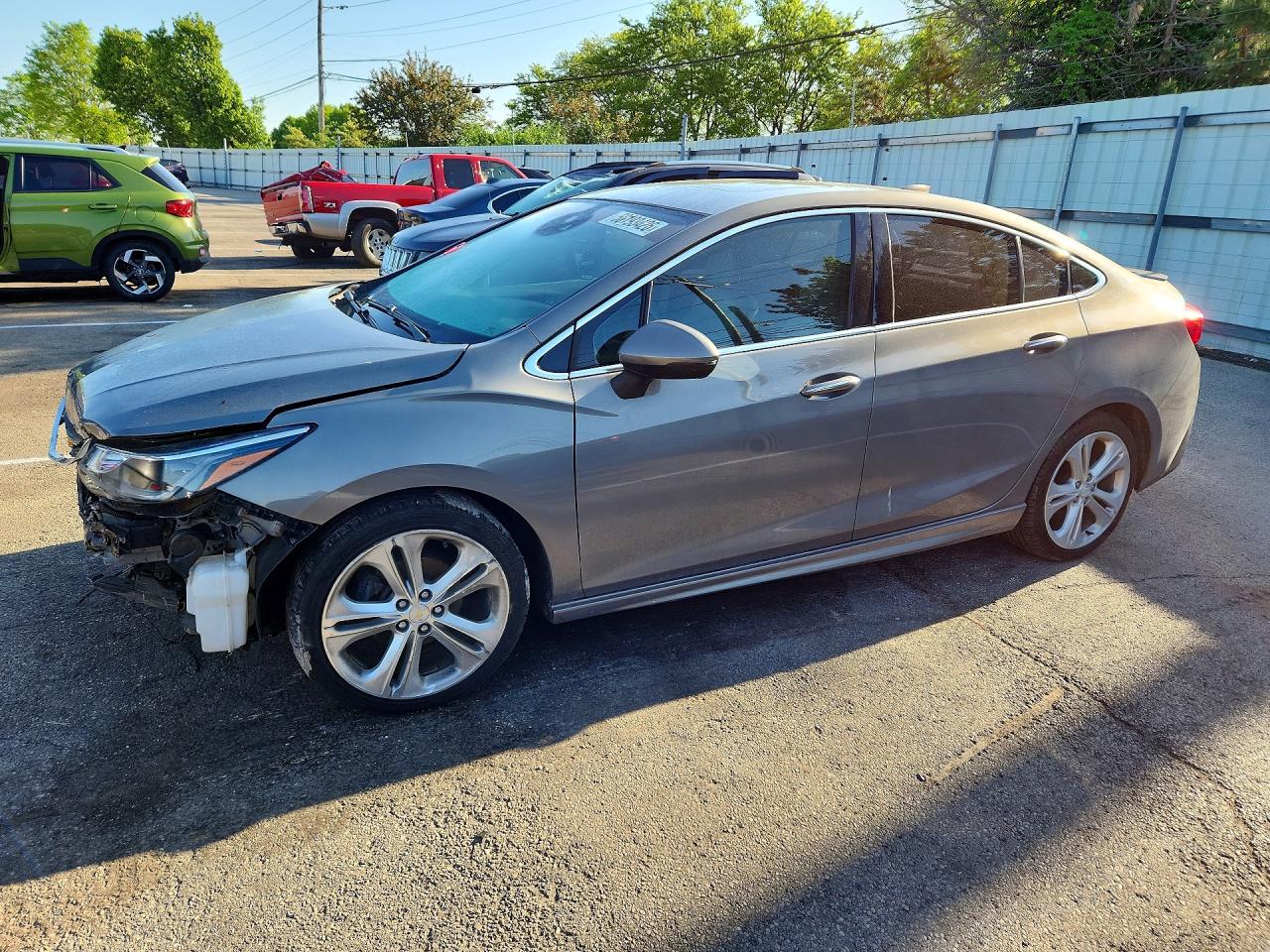 Salvage Chevrolet Cruze Image