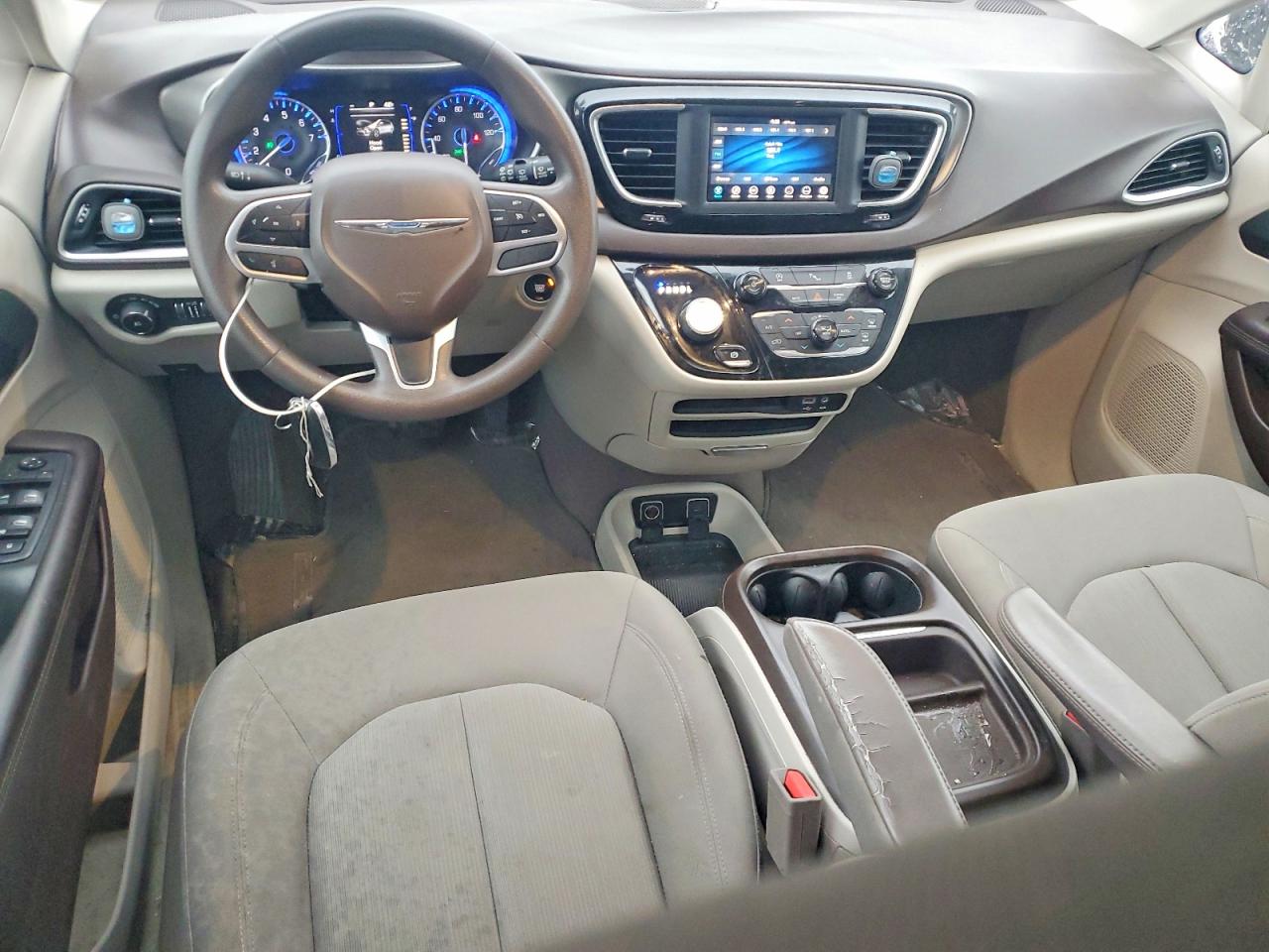Chrysler Pacifica Touring Plus