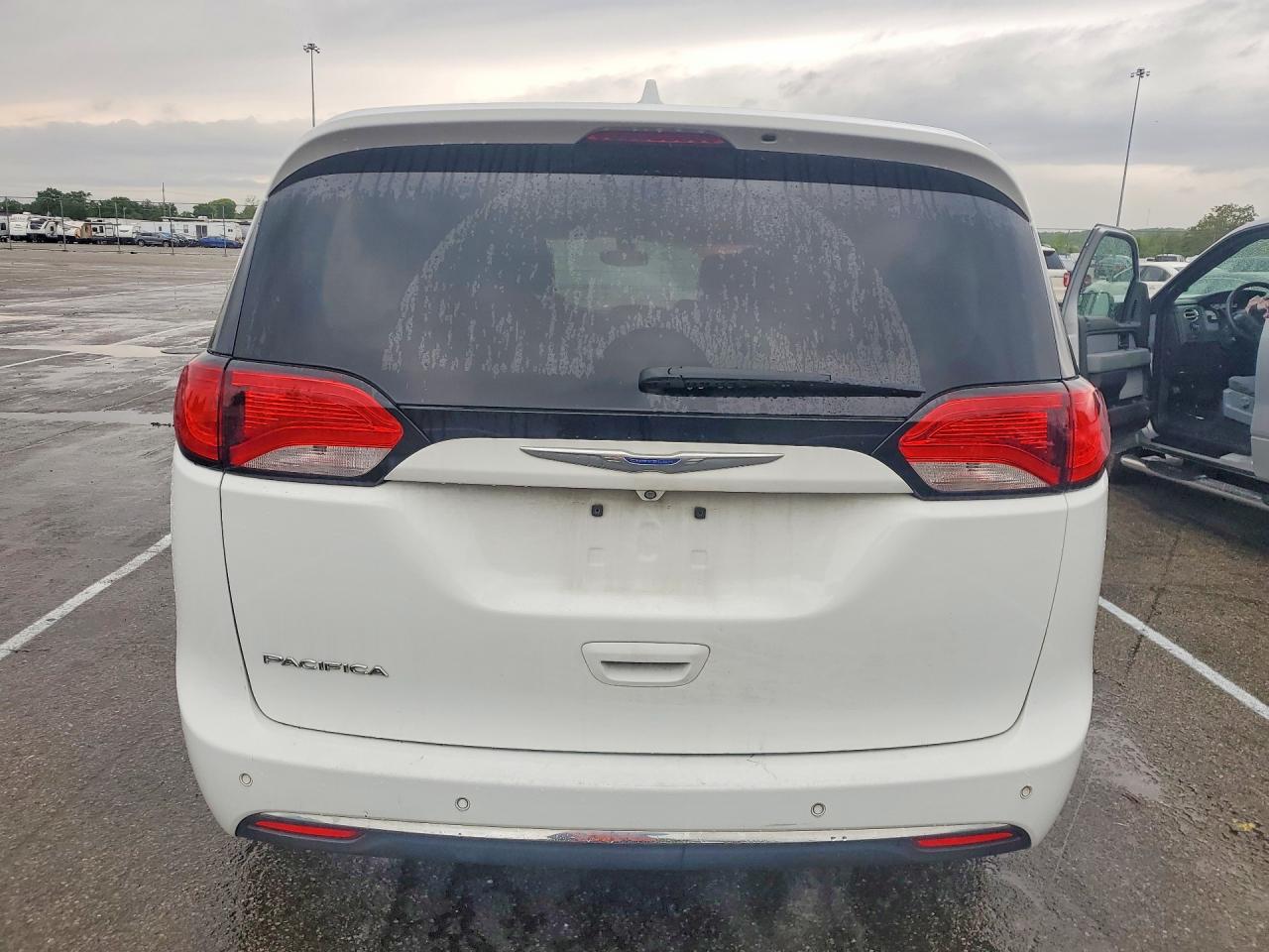 Chrysler Pacifica Touring Plus
