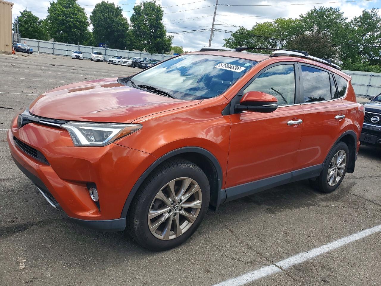 Salvage Toyota RAV4 Image