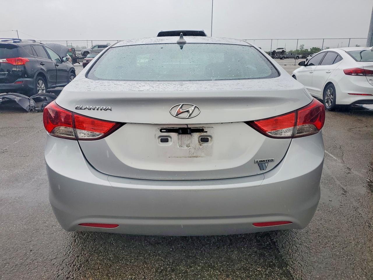 Hyundai ELANTRA Limited