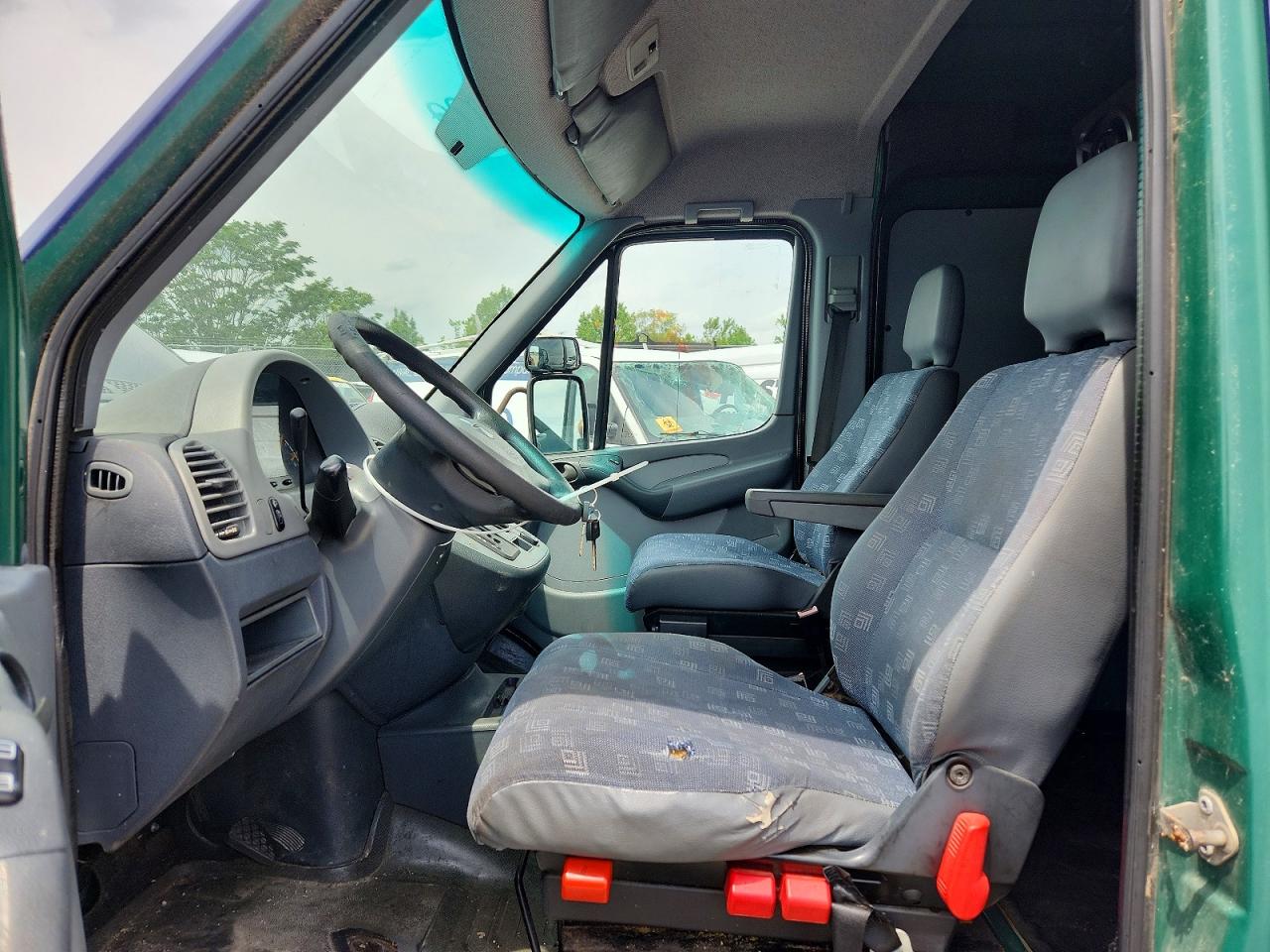 Dodge Sprinter 2500