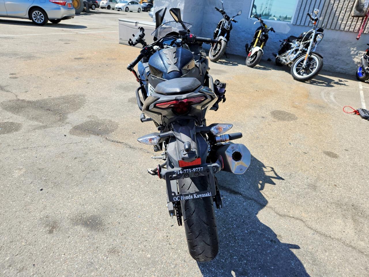 Kawasaki Ninja 500