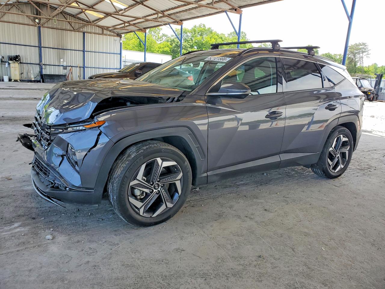 Salvage Hyundai TUCSON Image