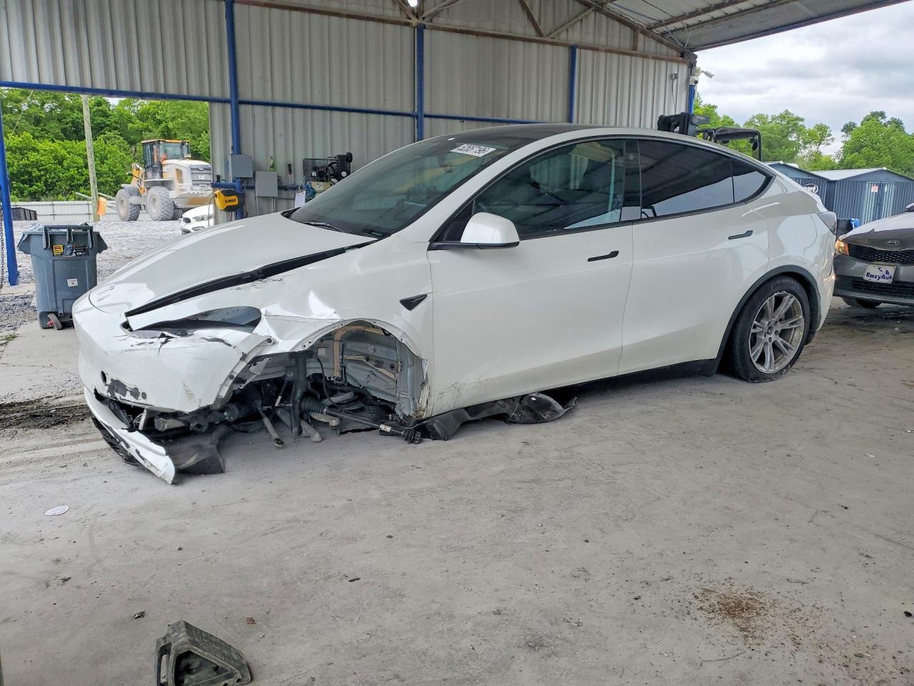 Salvage Tesla Model Y Image