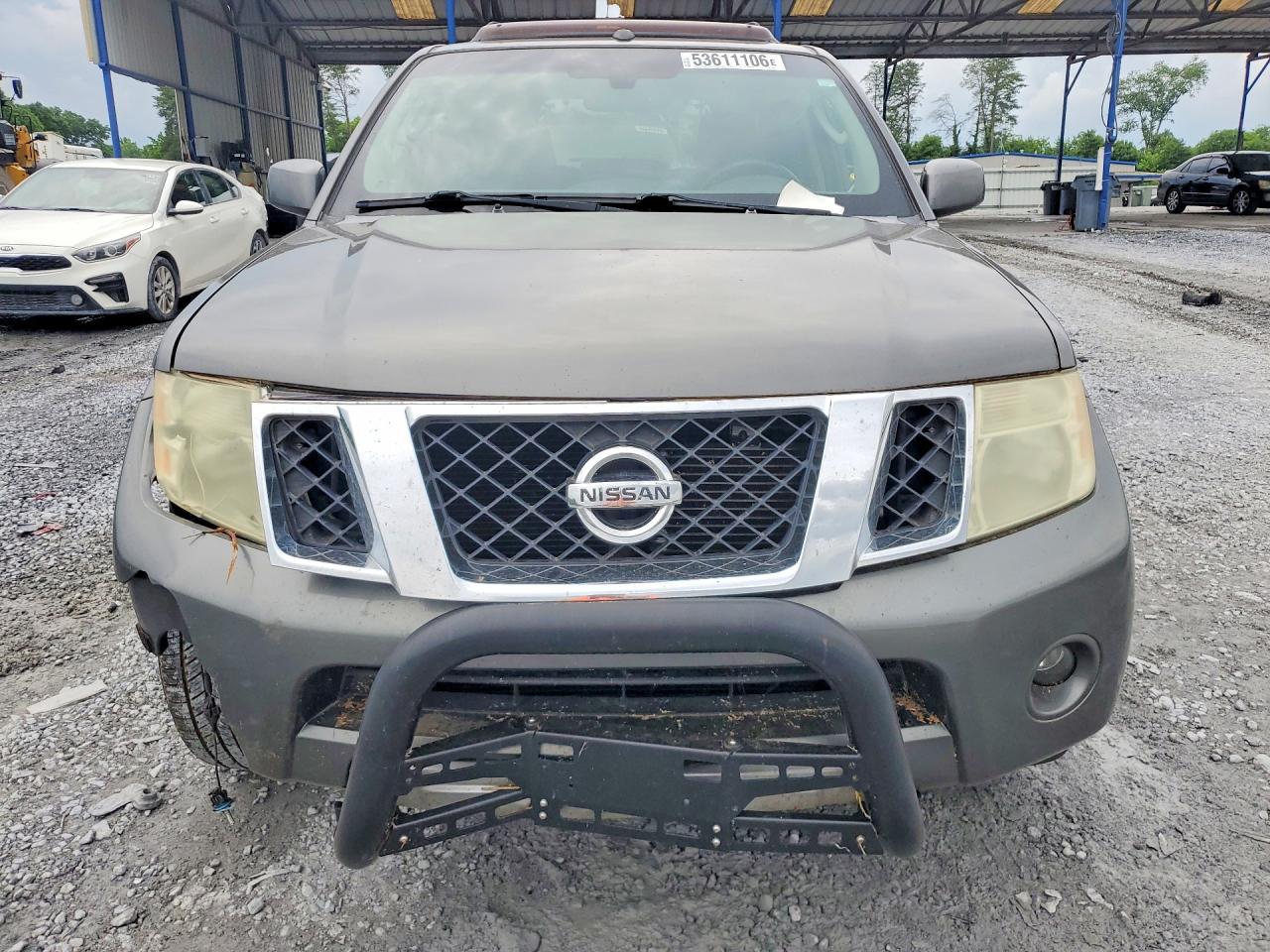 Nissan Pathfinder S