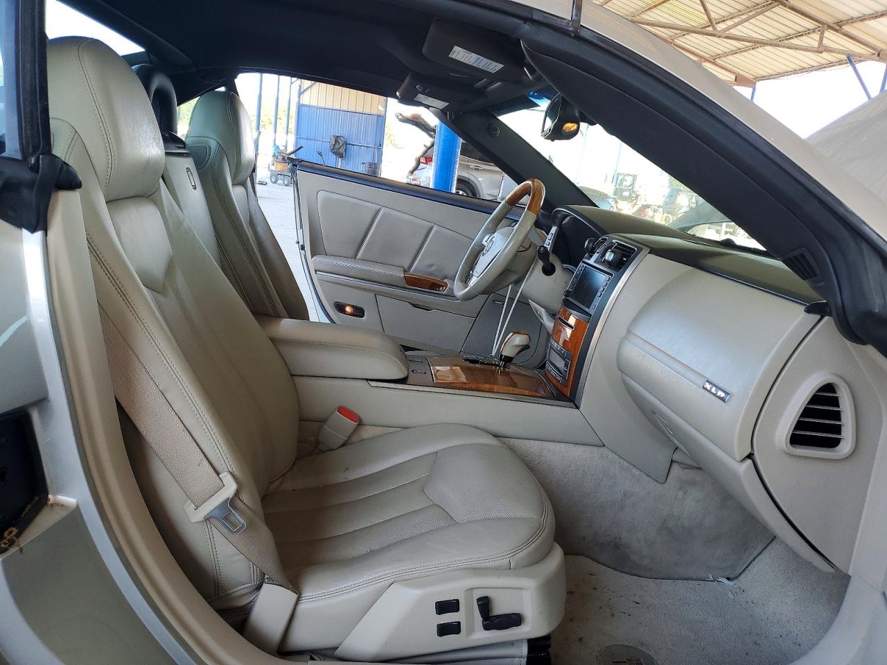 Cadillac XLR