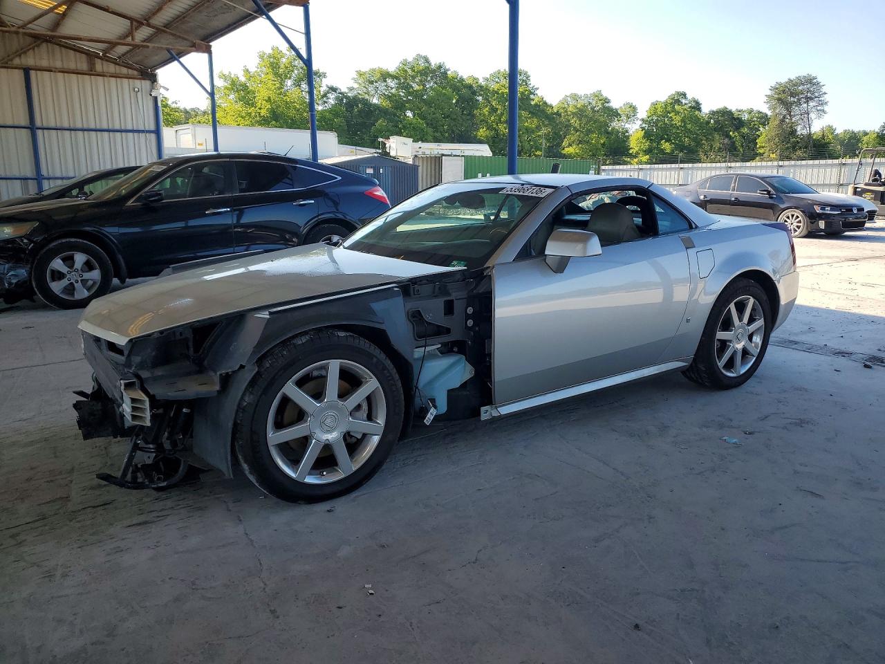 Salvage Cadillac XLR Image