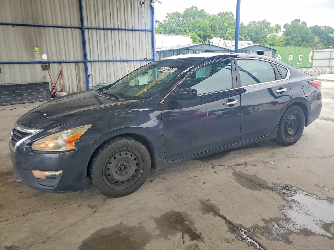 Salvage Nissan Altima Image