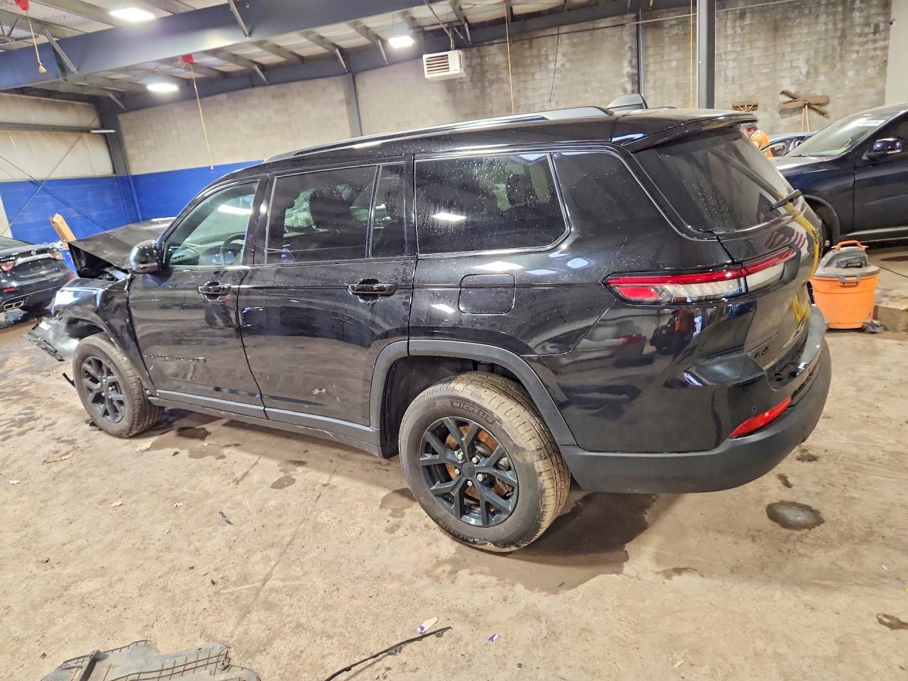 Jeep Cherokee L Laredo