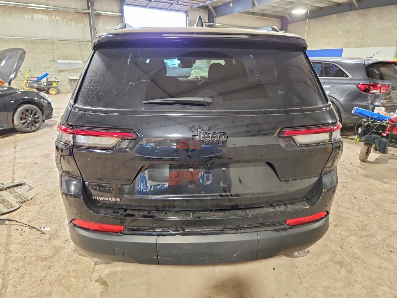 Jeep Cherokee L Laredo