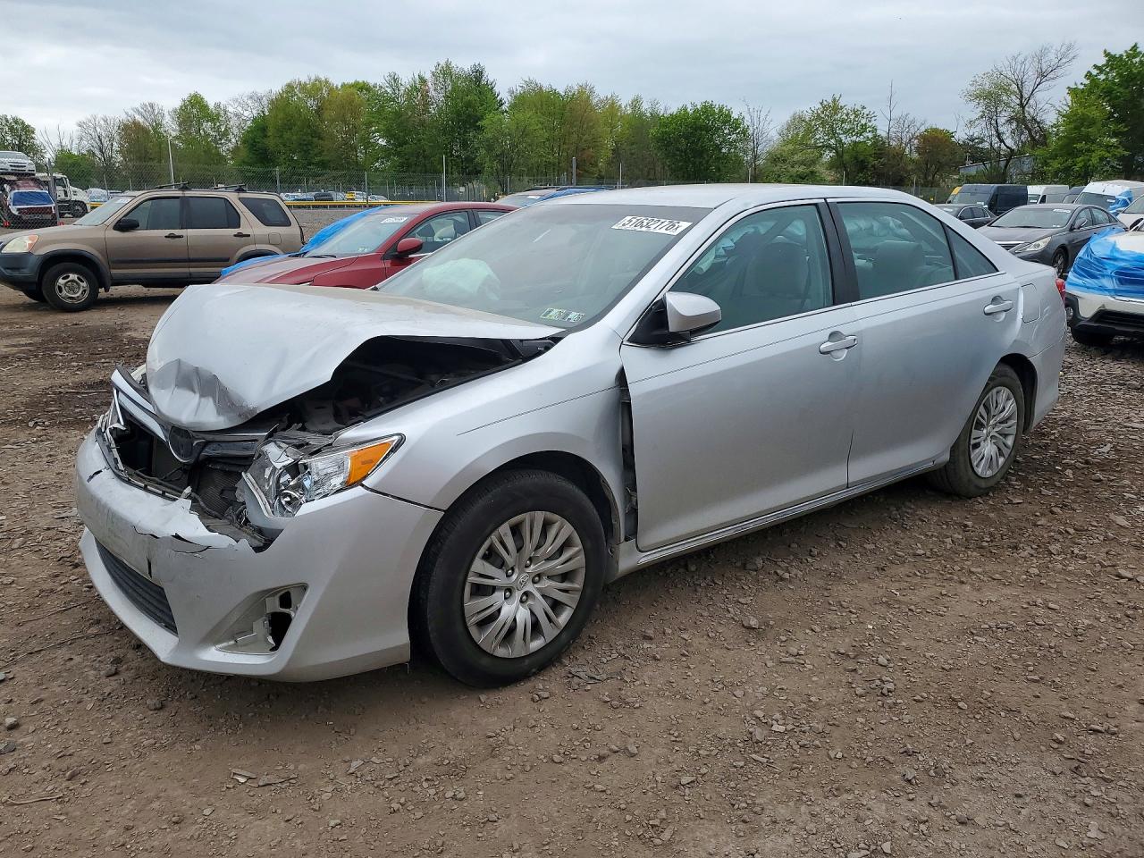 Salvage Toyota Camry Image