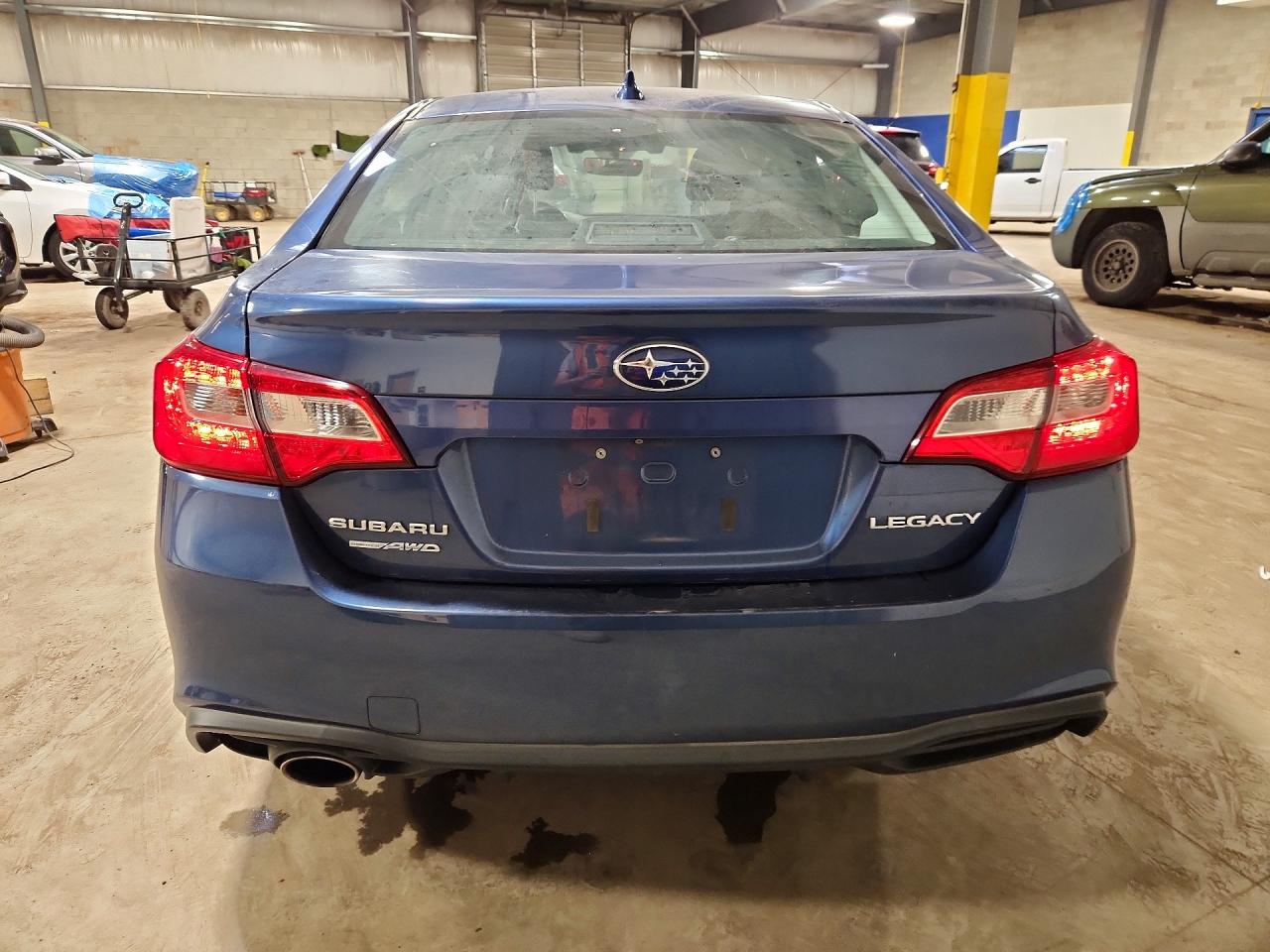 Subaru Legacy 2.5i Premium