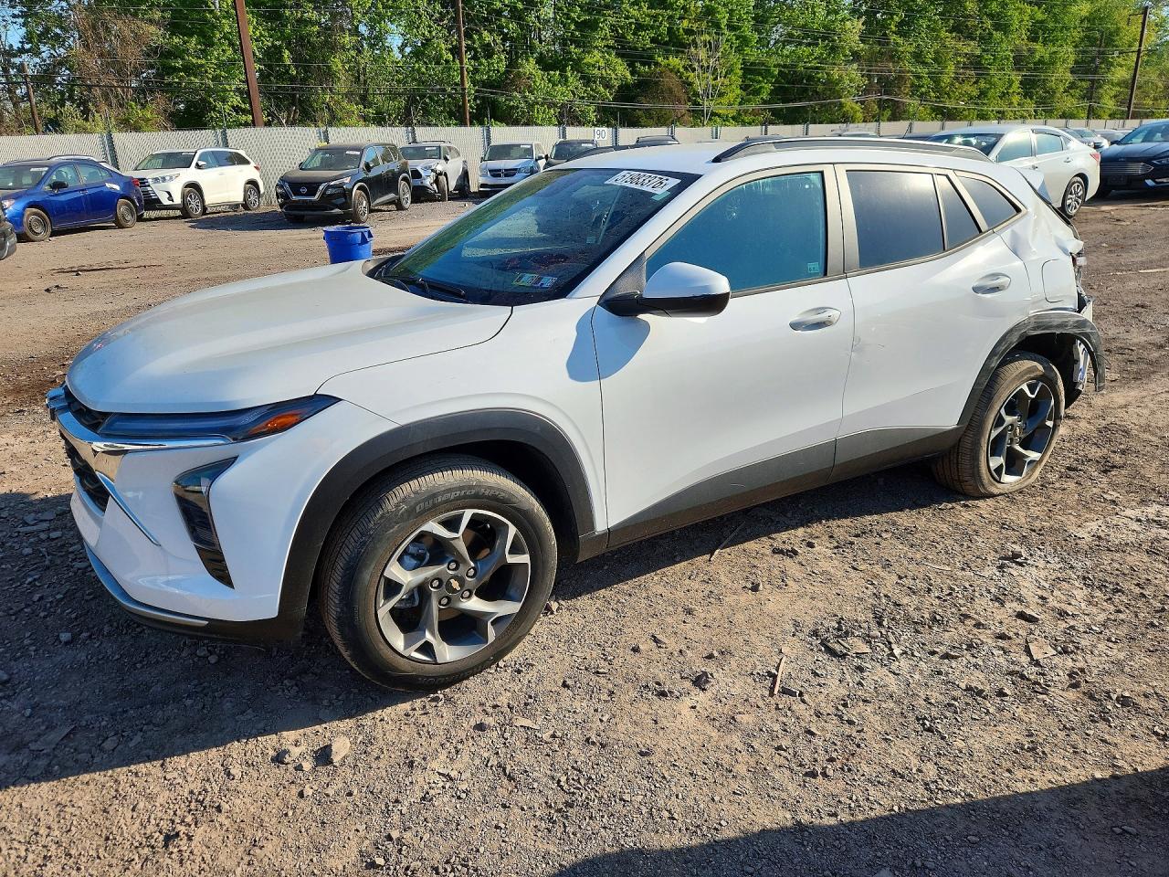 Salvage Chevrolet Trax Image