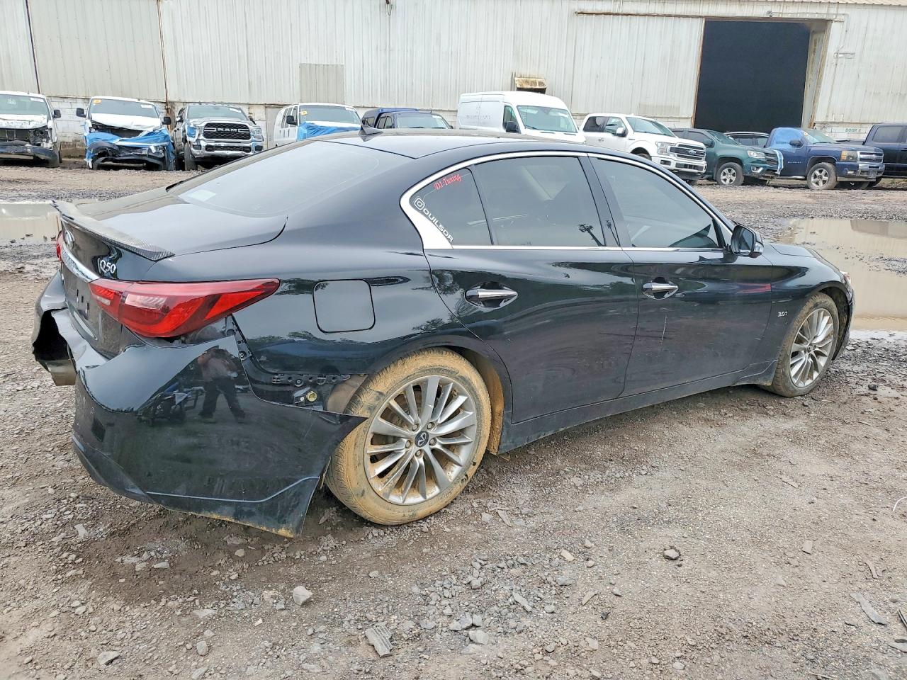 INFINITI Q50 3.0t Luxe
