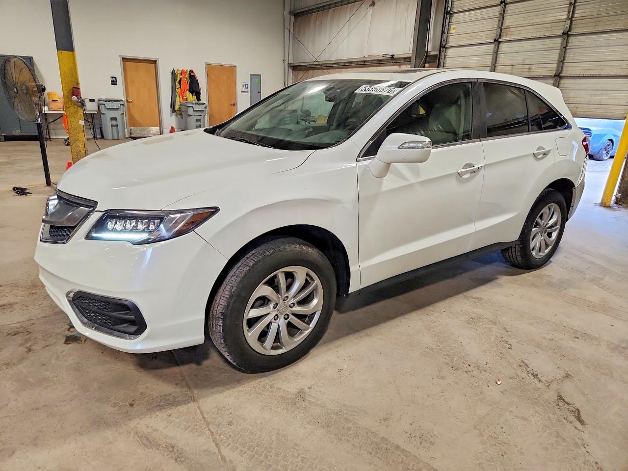 Salvage Acura RDX Image