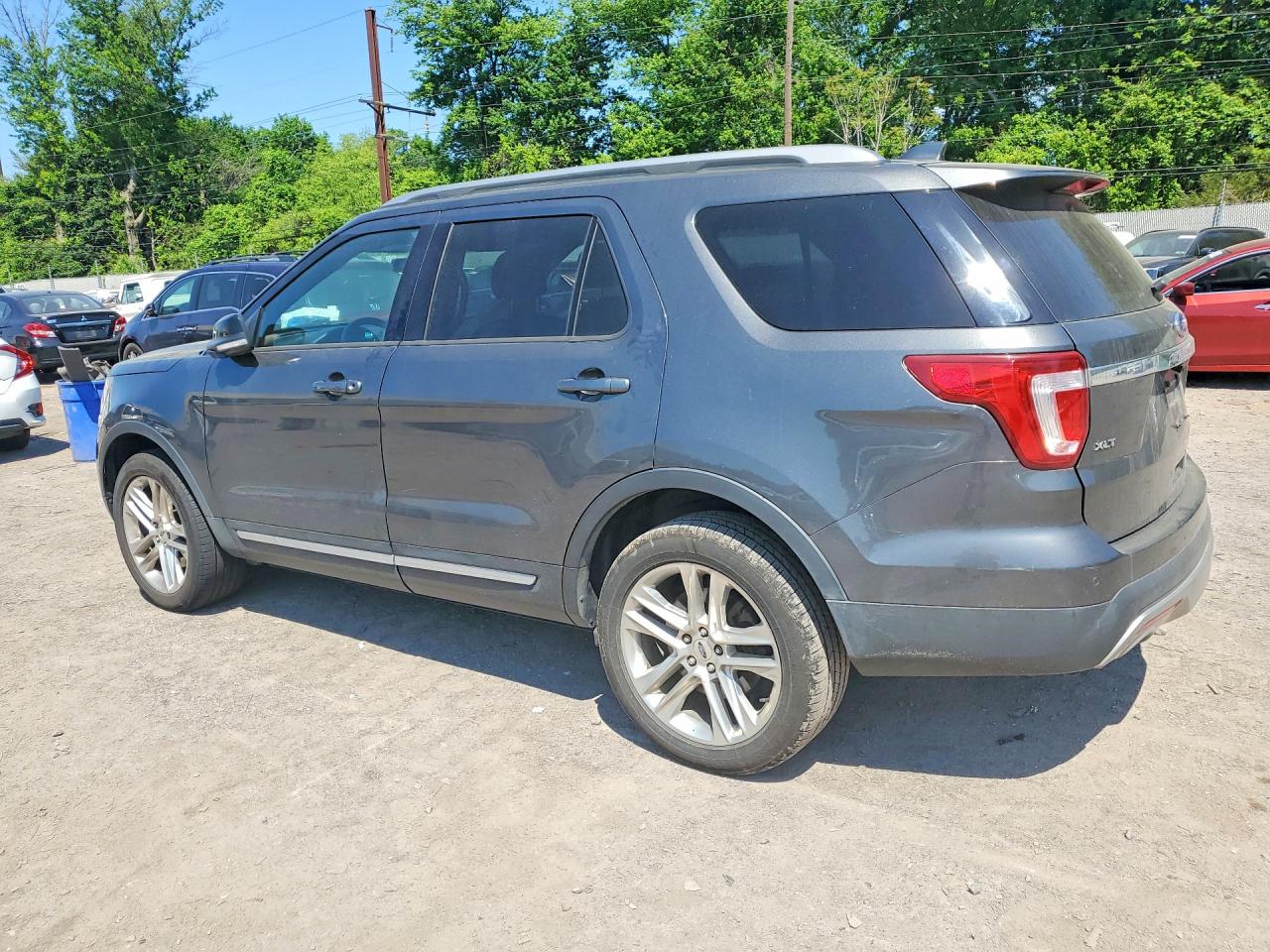 Ford Explorer Xlt