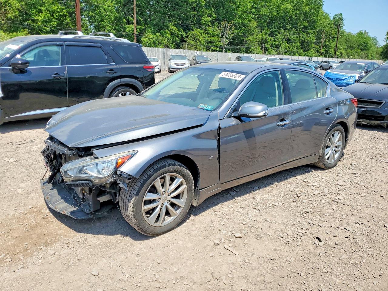 Salvage INFINITI Q50 Image
