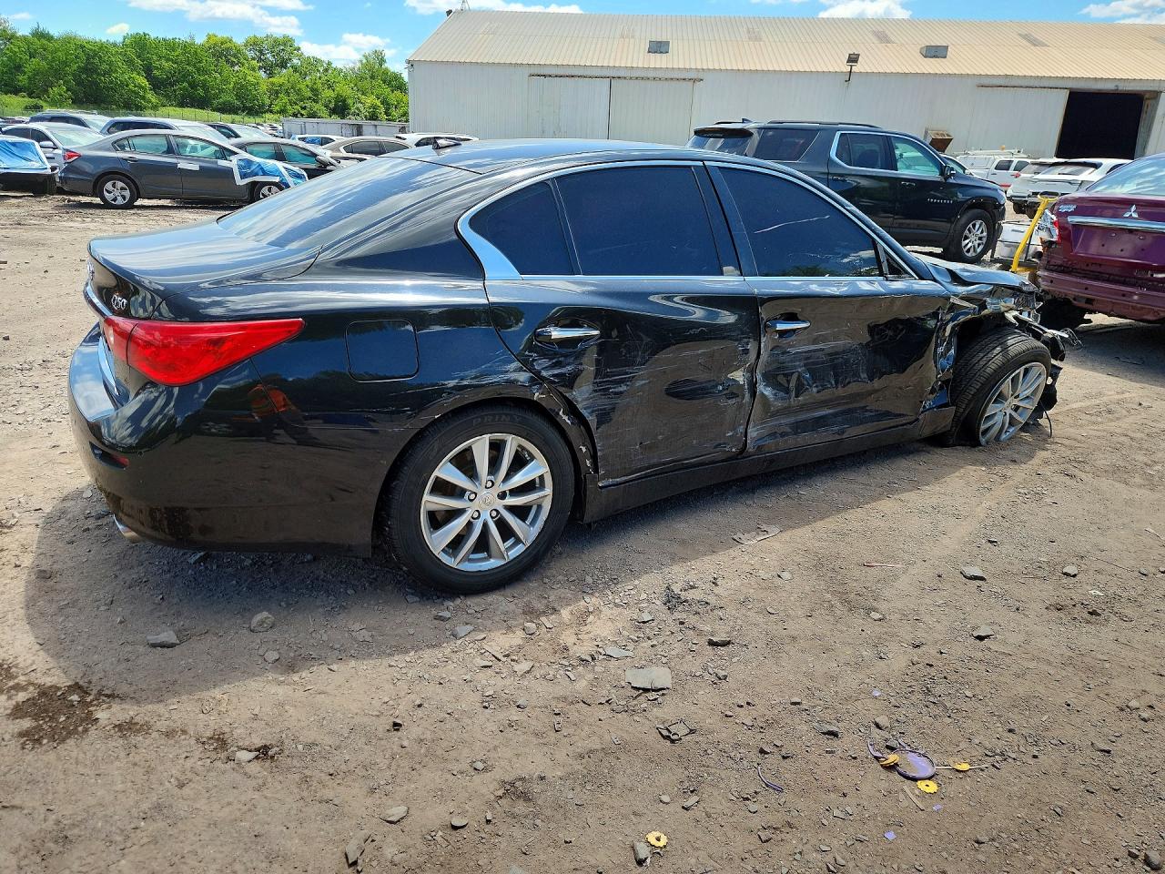 INFINITI Q50 3.0t Premium