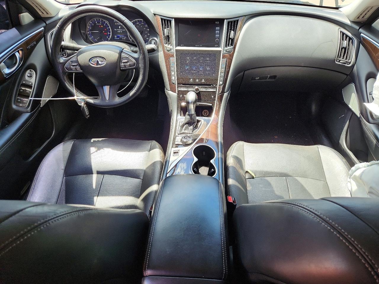 INFINITI Q50 3.0t Premium