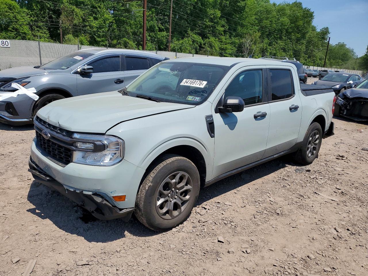 Salvage Ford Maverick Image