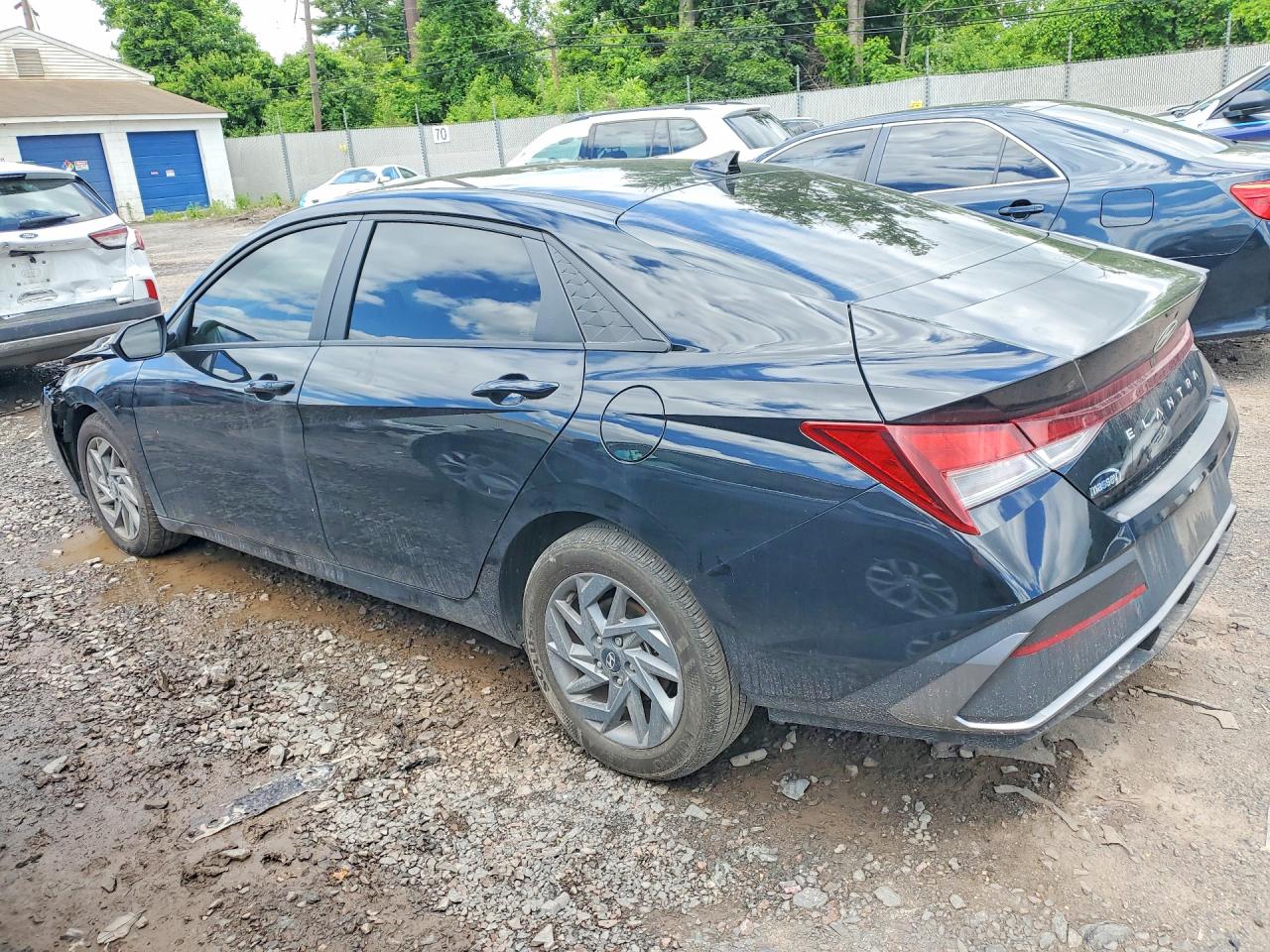 Hyundai ELANTRA Sel
