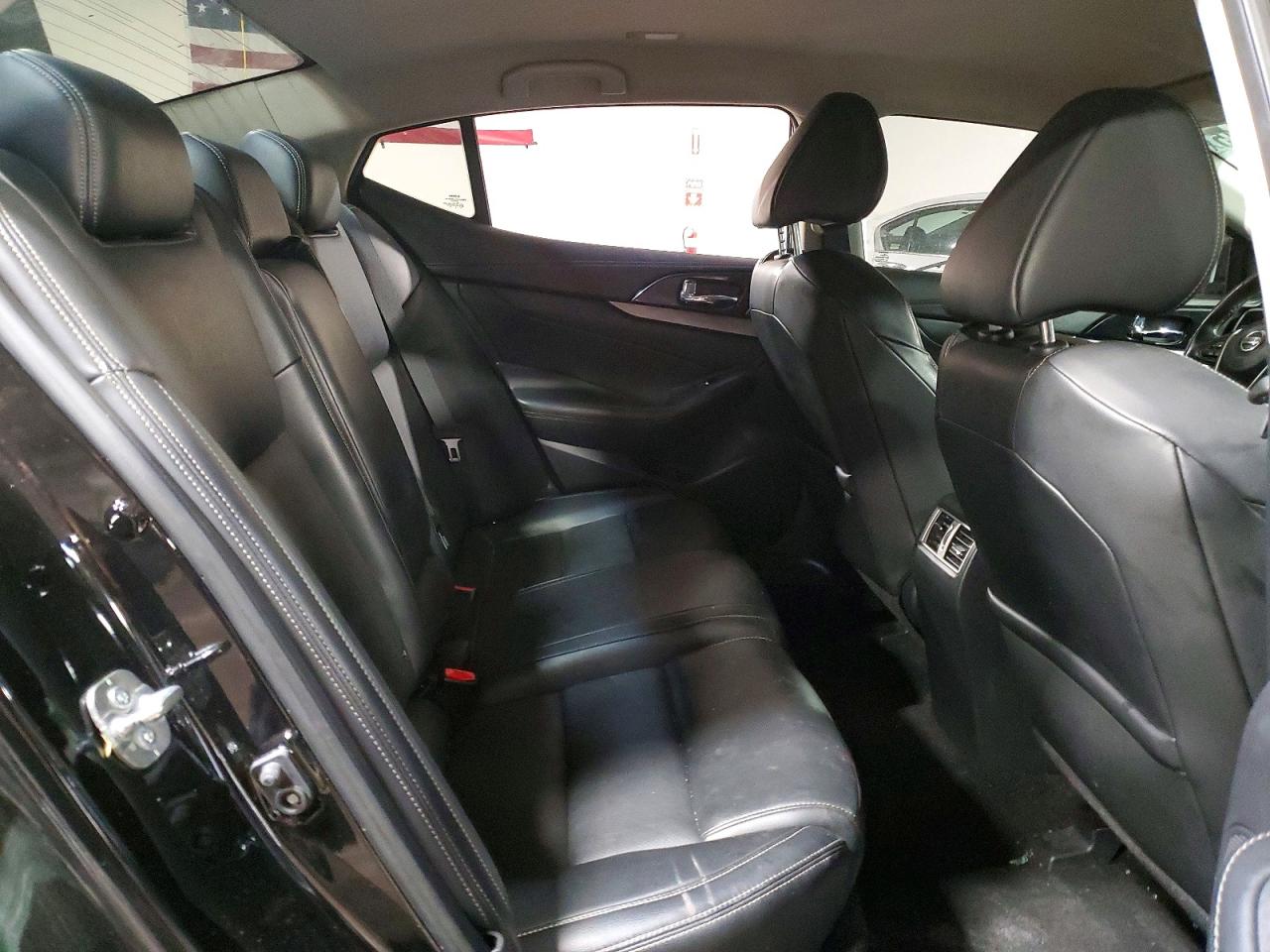 Nissan Maxima 3.5s