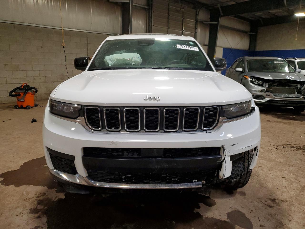 Jeep Grand Cherokee L Laredo
