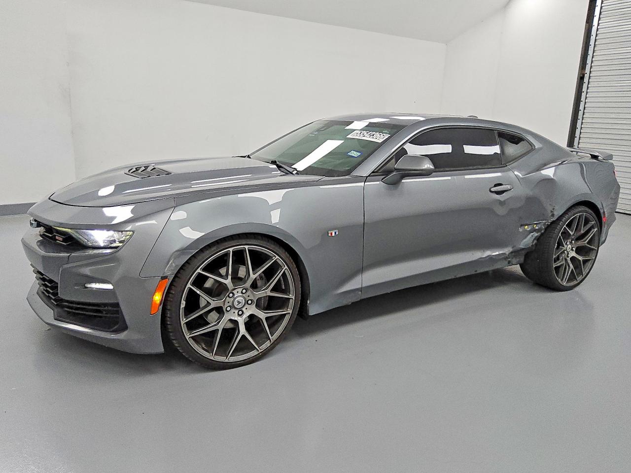 Salvage Chevrolet Camaro Image