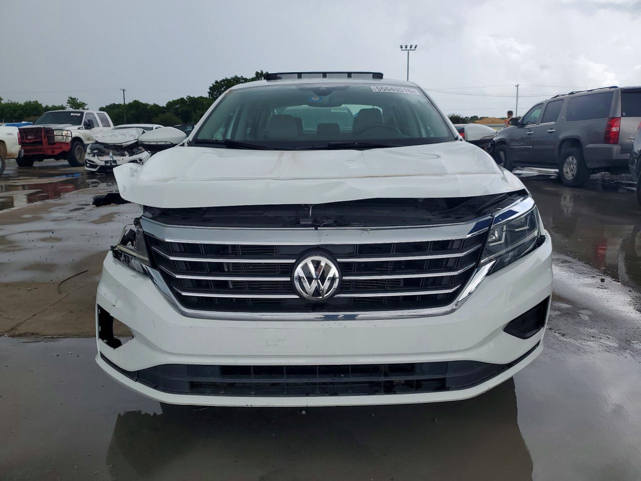 Volkswagen Passat Sel