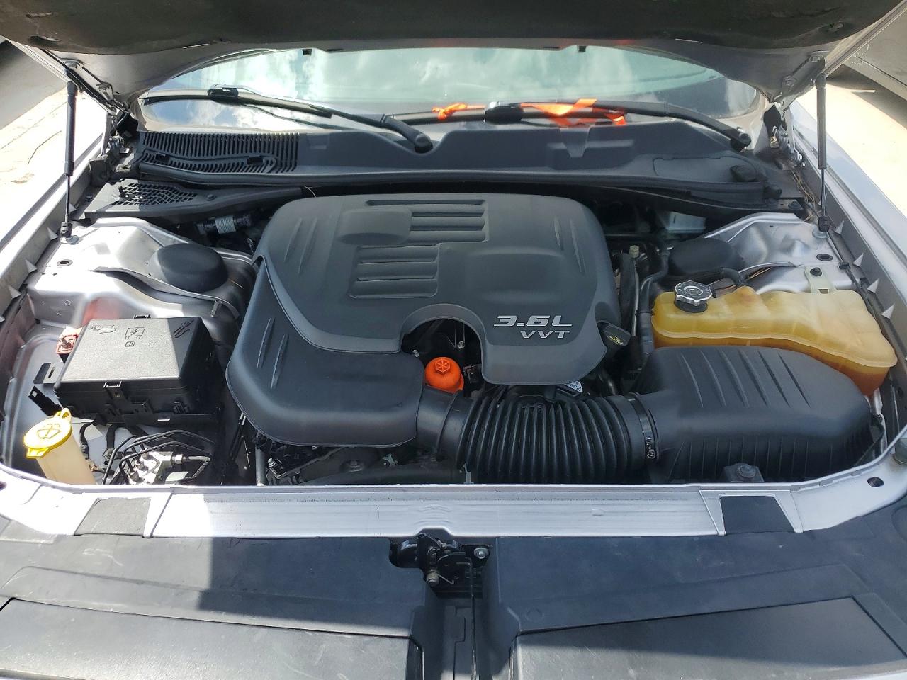 Dodge Challenger Sxt