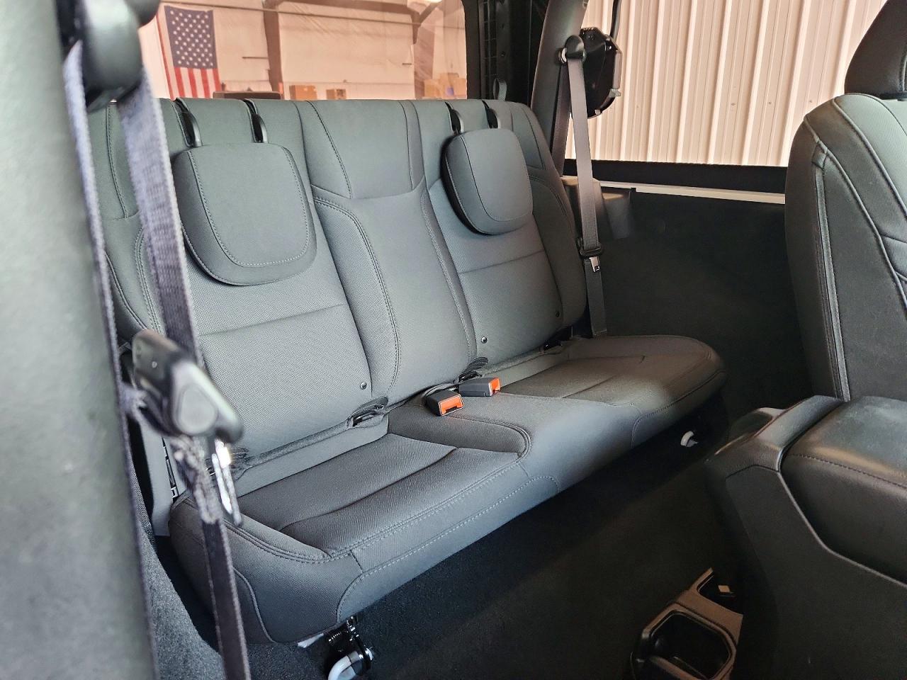 Jeep Wrangler Sport