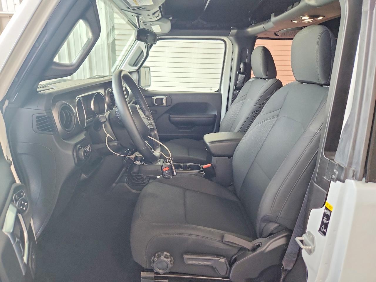 Jeep Wrangler Sport