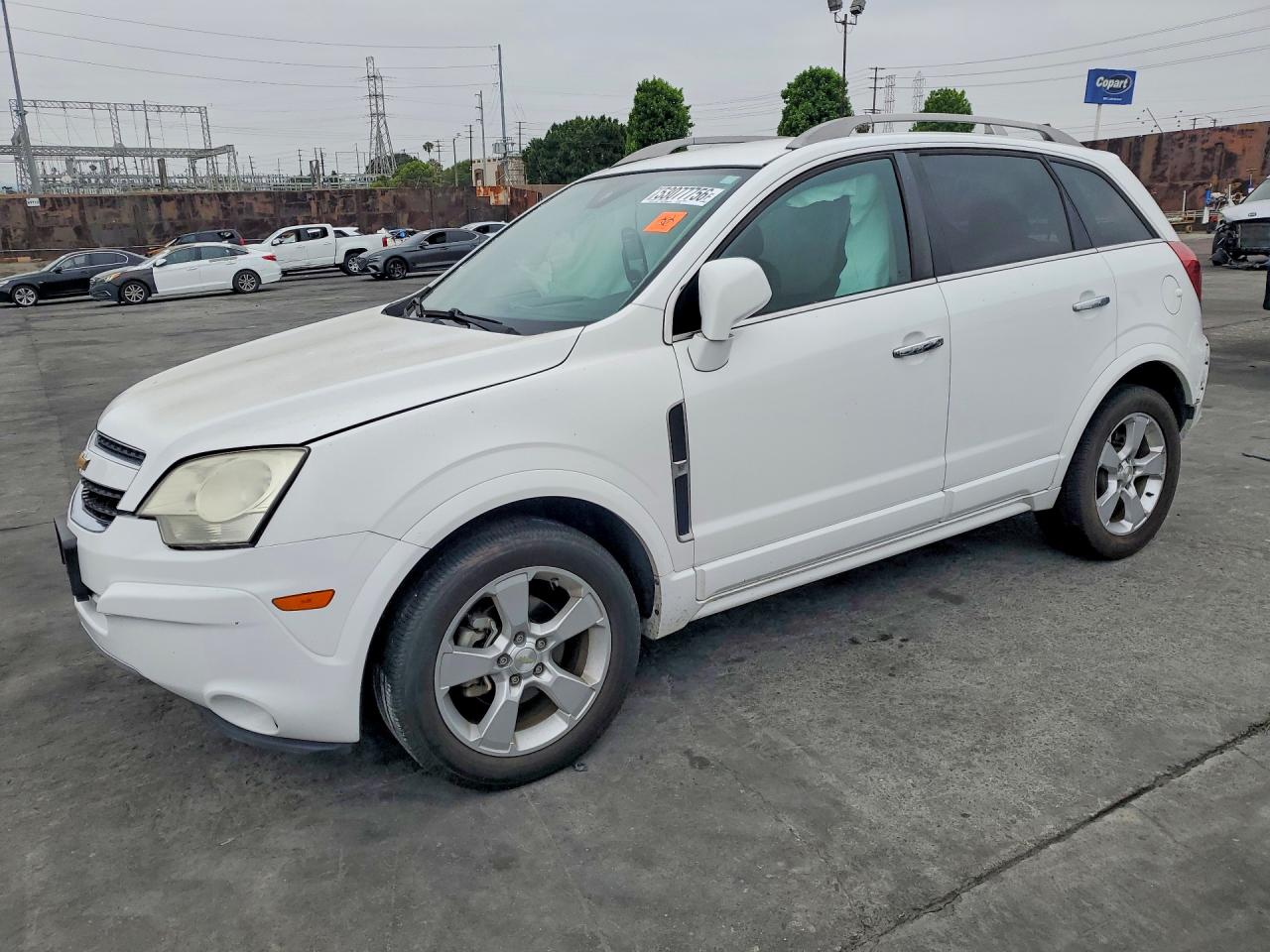 Salvage Chevrolet Captiva Image