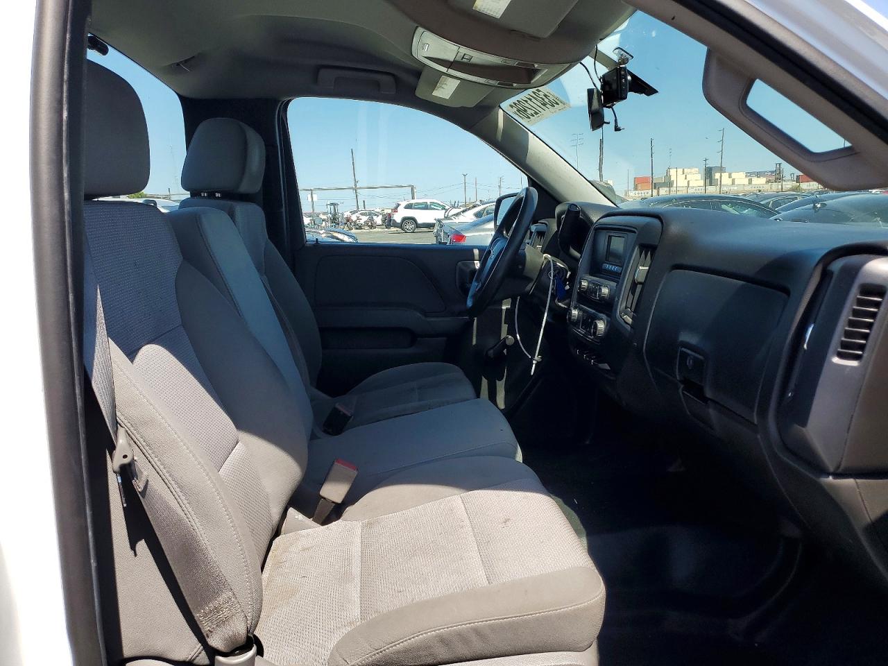 Chevrolet Silverado C1500