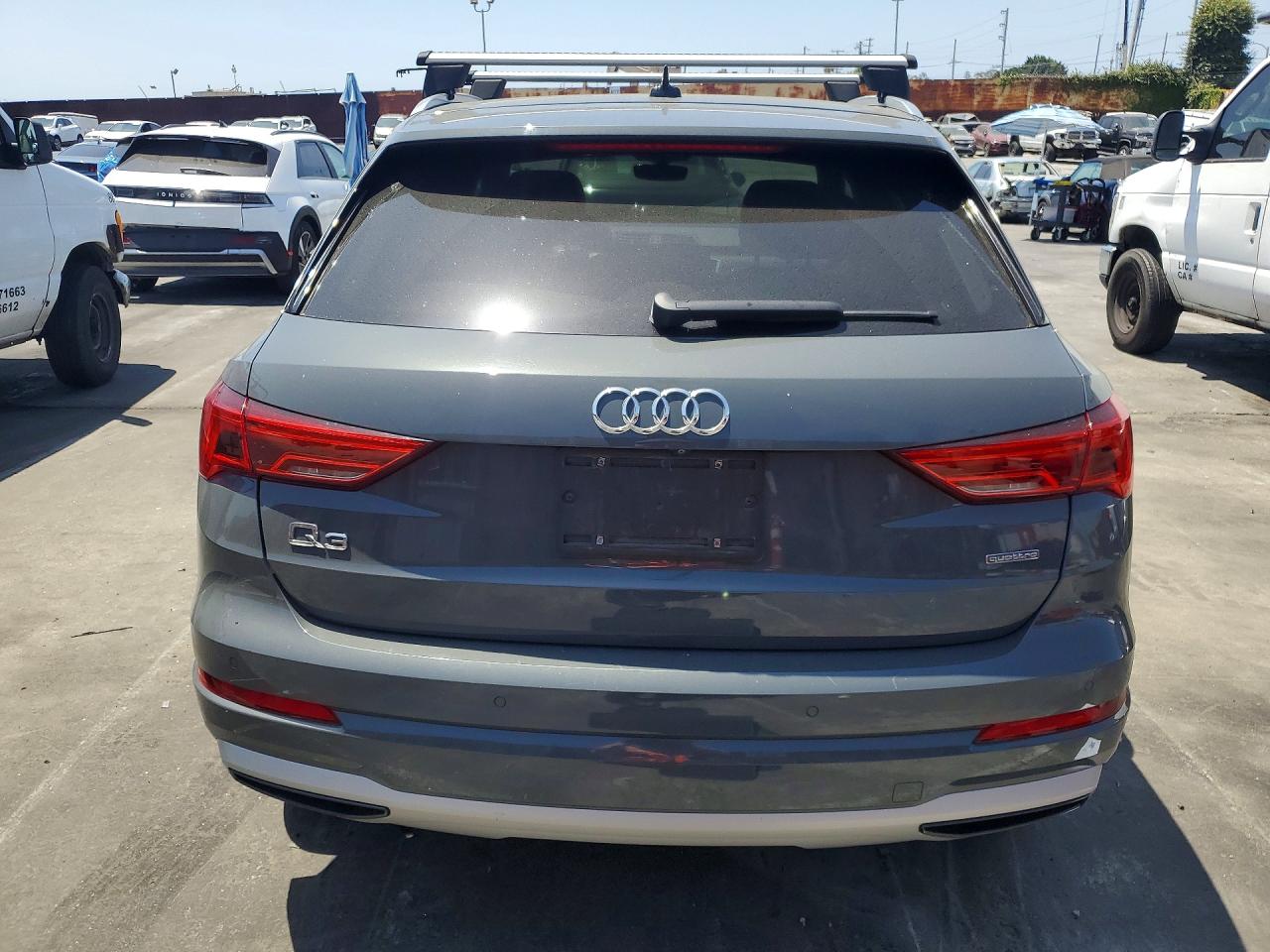 Audi Q3 Premium Plus