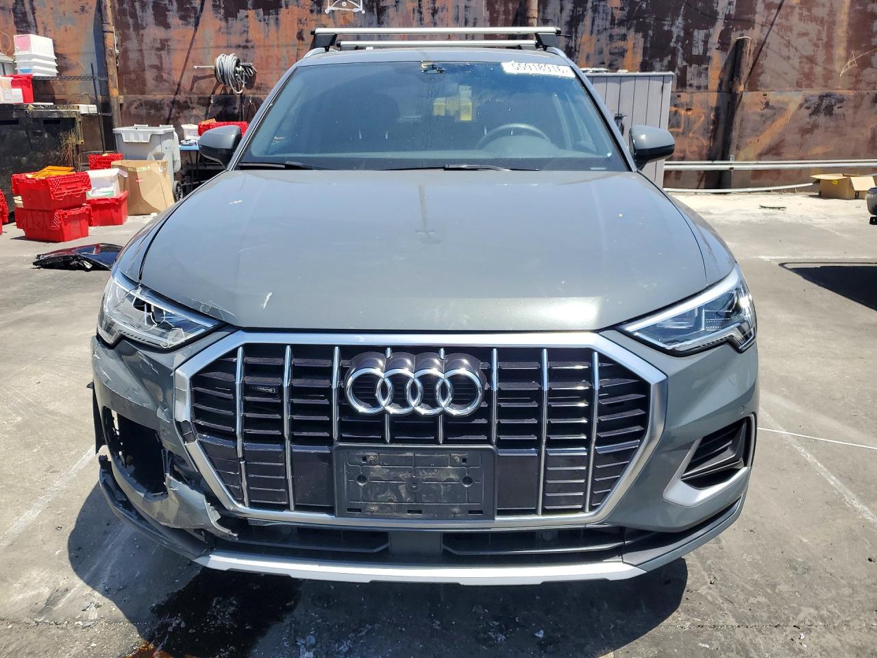 Audi Q3 Premium Plus