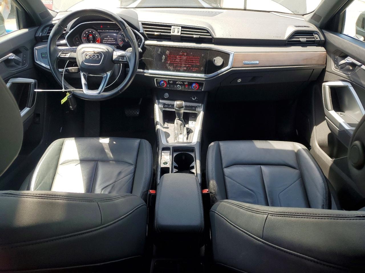 Audi Q3 Premium Plus