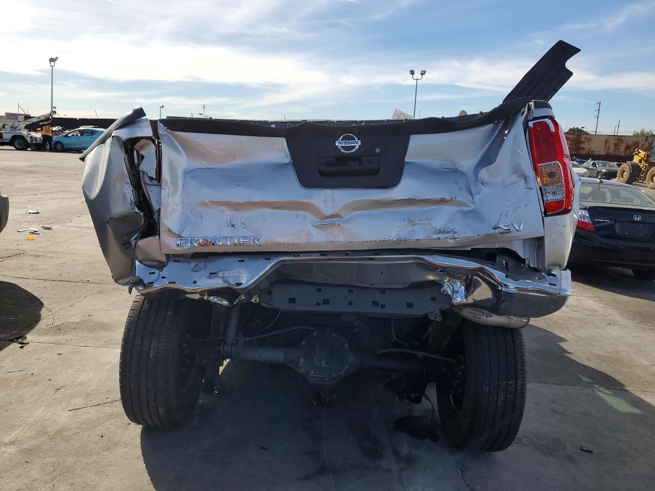 Nissan Frontier Sv