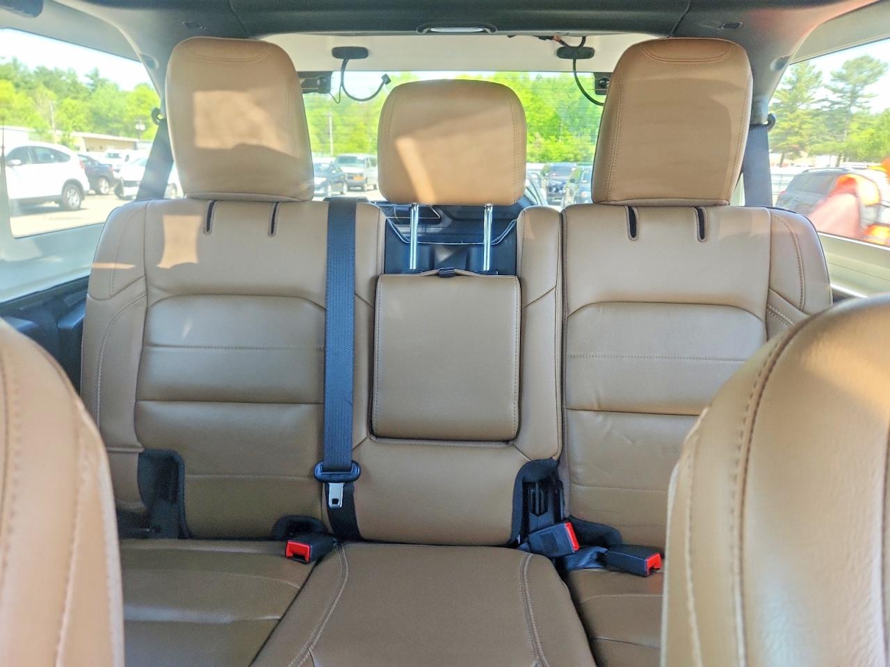 Jeep Wrangler Sahara