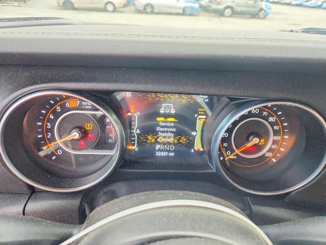 Jeep Wrangler Sahara